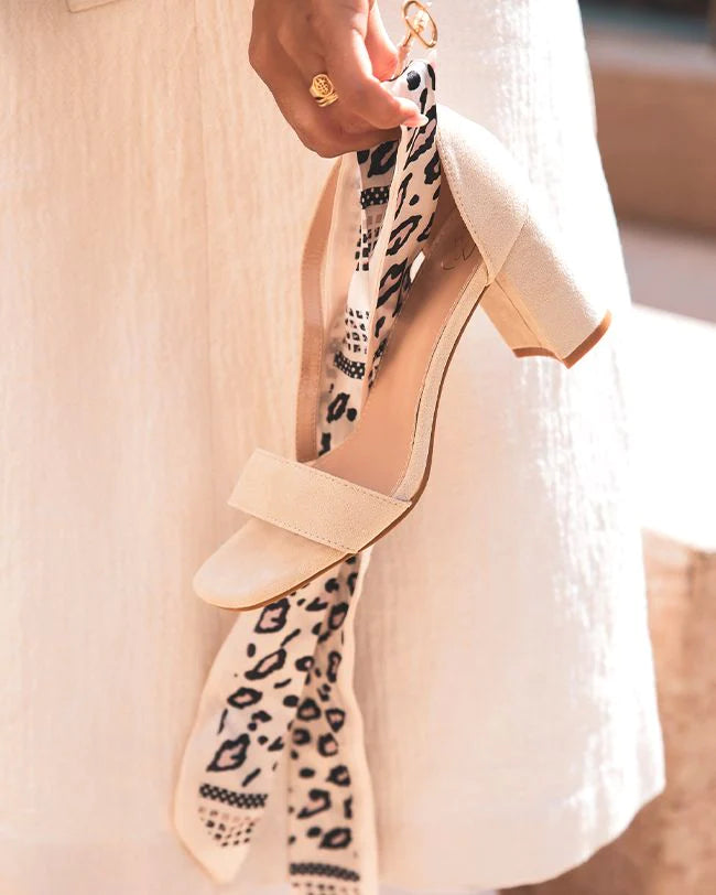 Sandale femme talon carré beige ruban - Mia - Casualmode.fr