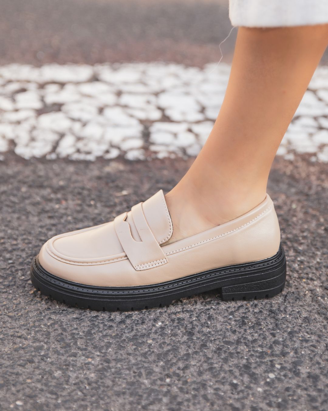 Mocassin femme beige - Lola - Casualmode.fr