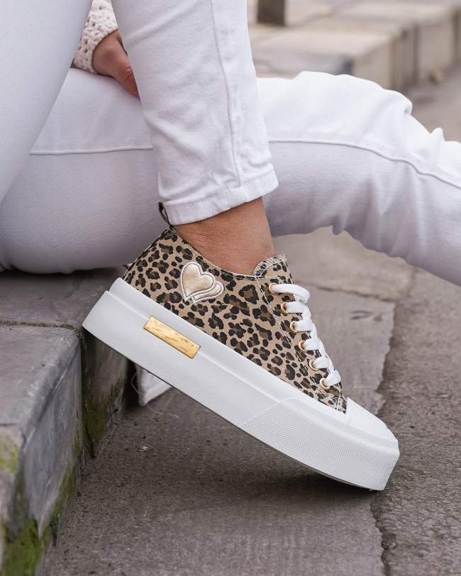 Sneakers Femme et Baskets Mode Collection Tendance Casualmode