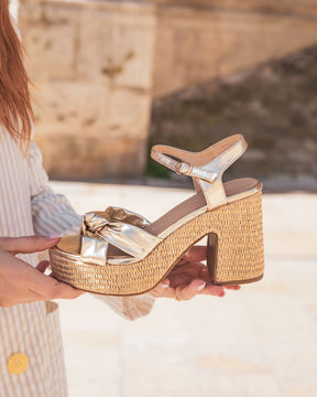 Sandale femme talon carré compensée doré - Katia - Casualmode.fr