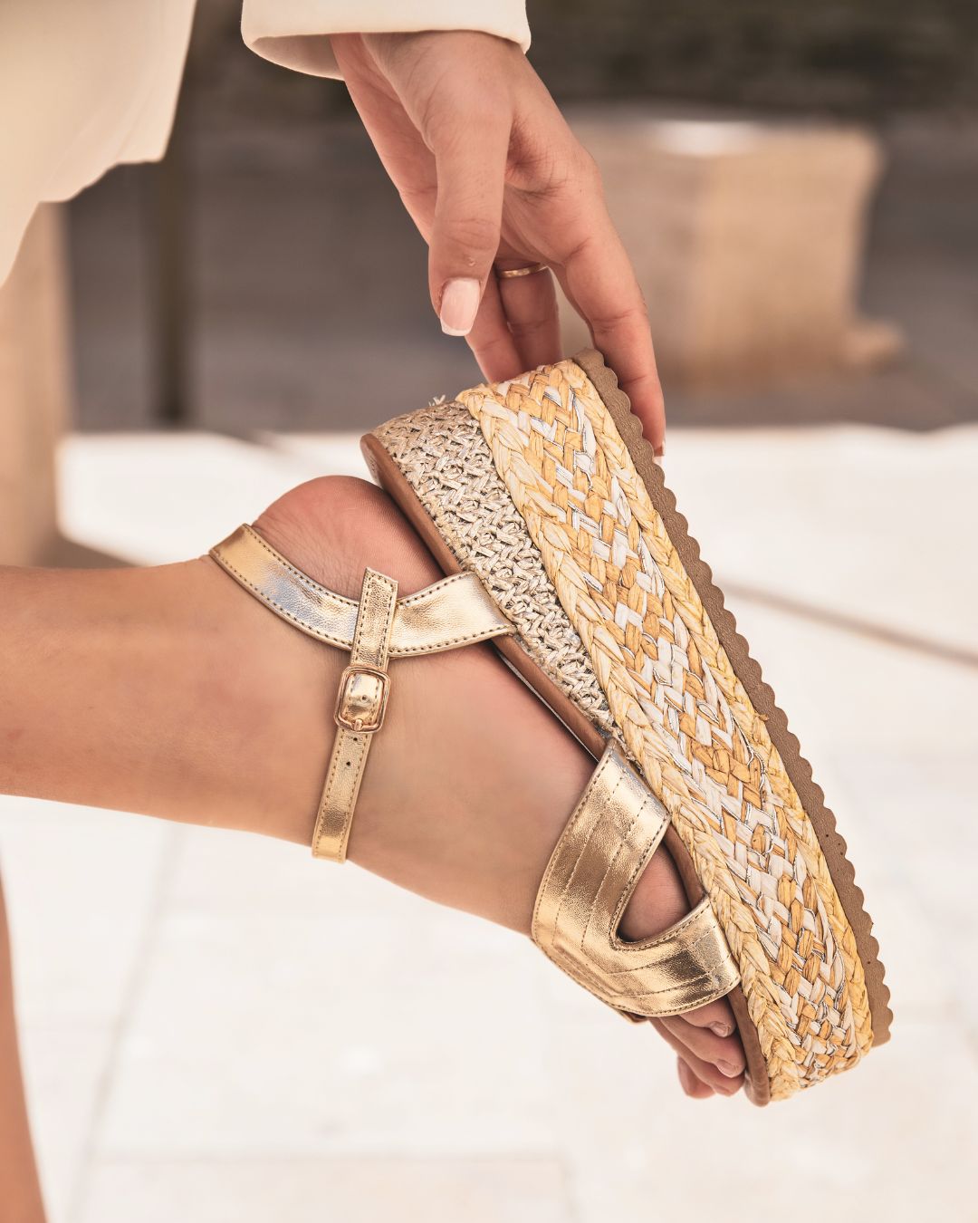 Sandale femme compensée doré - Amandine - Casualmode.fr
