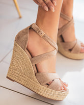 Sandale femme talon compensé daim taupe - Amélie - Casualmode.fr